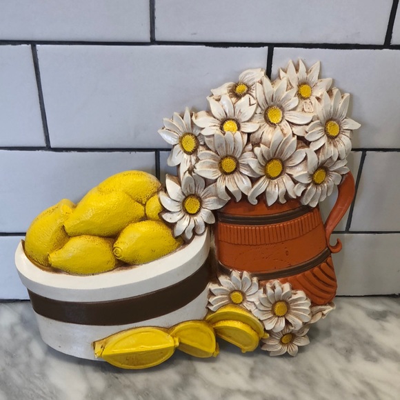 MCM Lemons and Daisies wall hanging - Picture 1 of 6